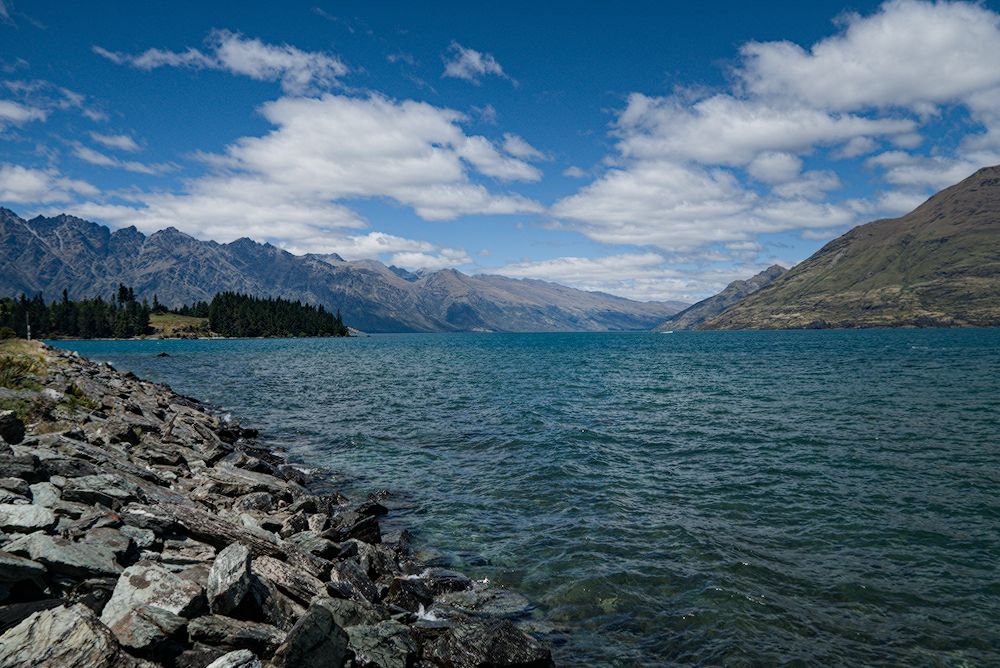 Queenstown Garden - View on Lake Wakatipu