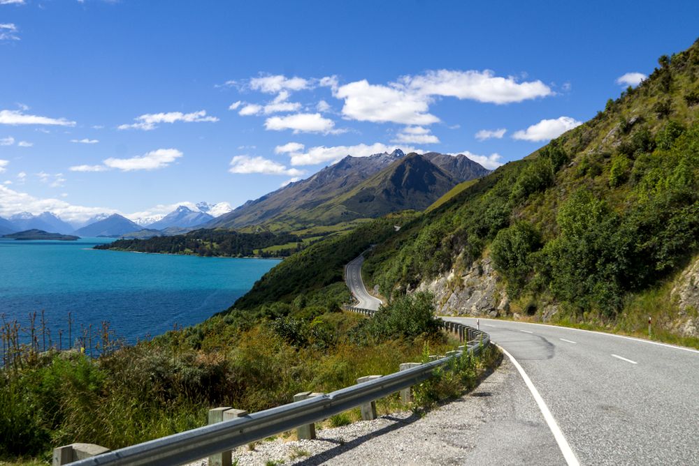 Street to Glenorchy and view on Lake Wakatipu